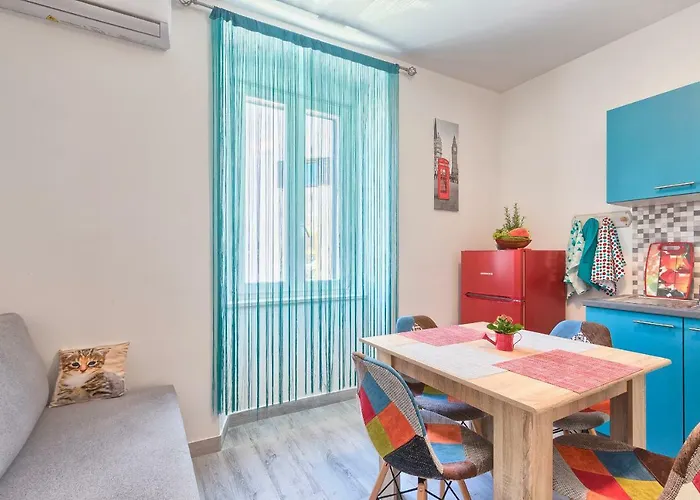 Amfiteatar Moris Pula