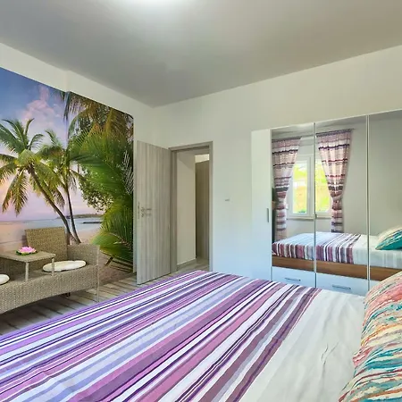 Amfiteatar Moris Апартаменты *