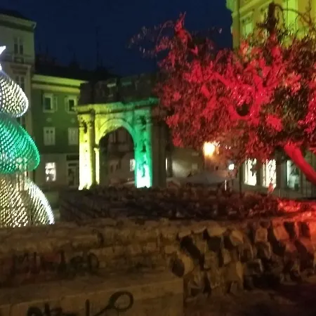 Апартаменты Amfiteatar Moris *