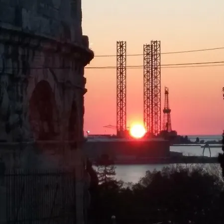 Апартаменты Amfiteatar Moris *