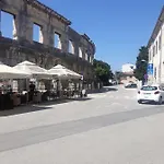 Amfiteatar Moris Pula
